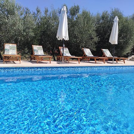 Villa Dorina Barban Екстер'єр фото