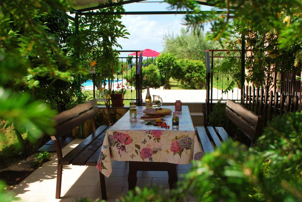 Villa Dorina Barban Екстер'єр фото
