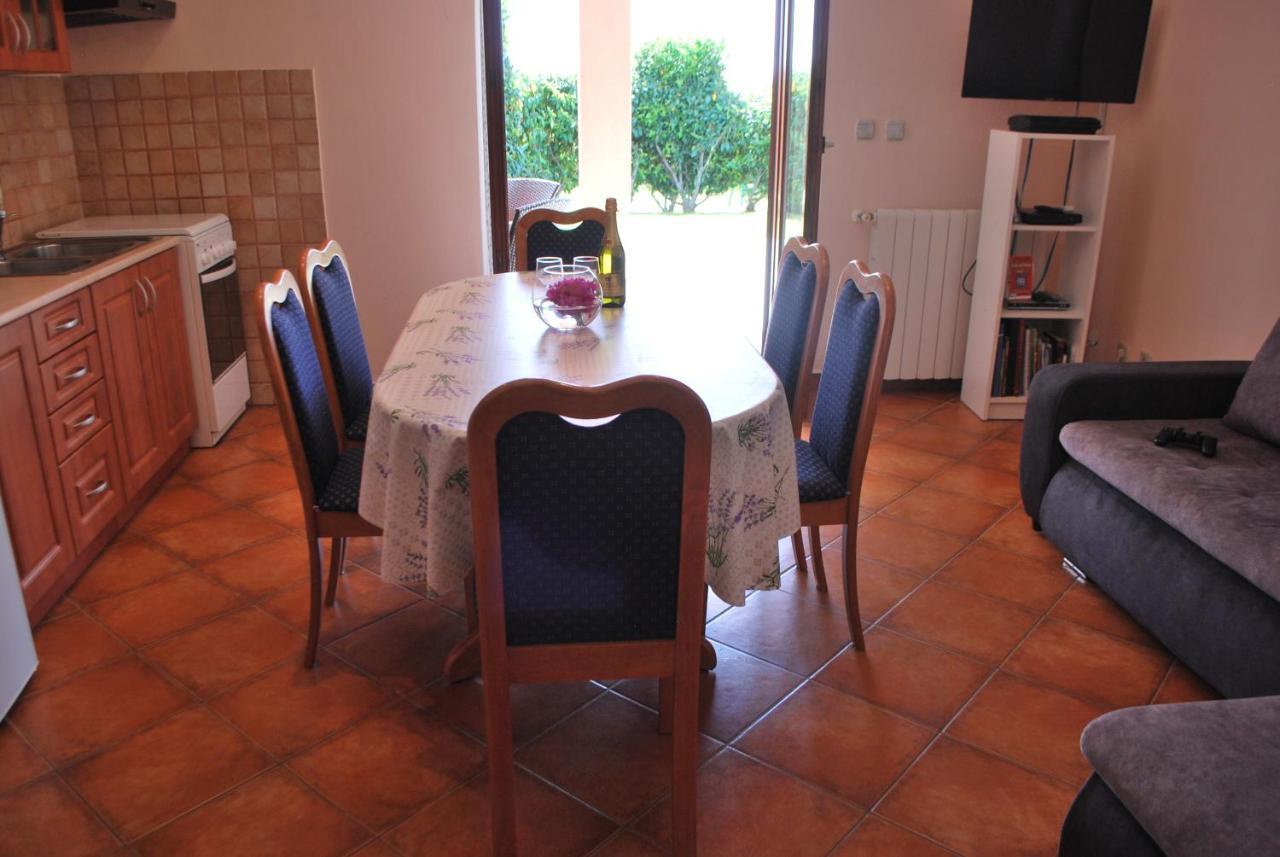 Villa Dorina Barban Екстер'єр фото